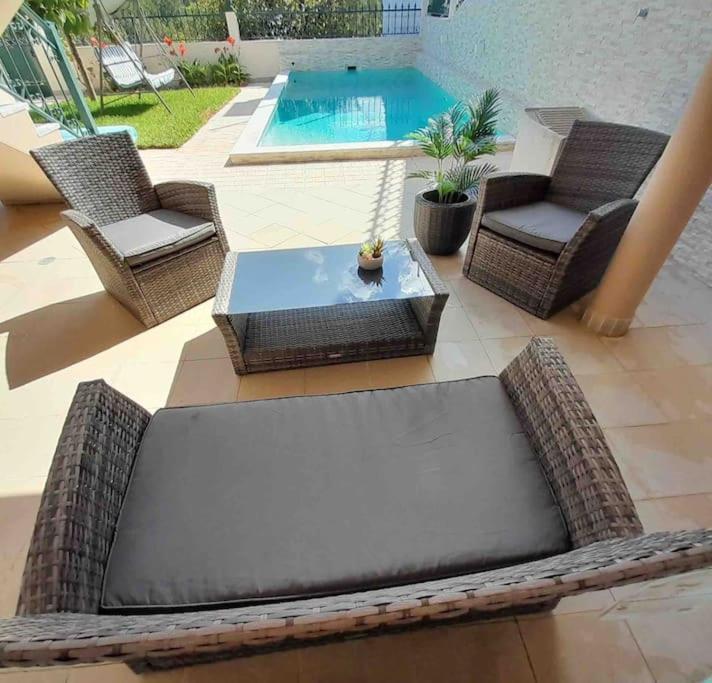 Paradise House - Apartment In Villa With Private Pool And Private Garden Aldeia do Mato  Eksteriør billede