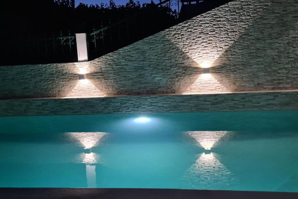 Paradise House - Apartment In Villa With Private Pool And Private Garden Aldeia do Mato  Eksteriør billede